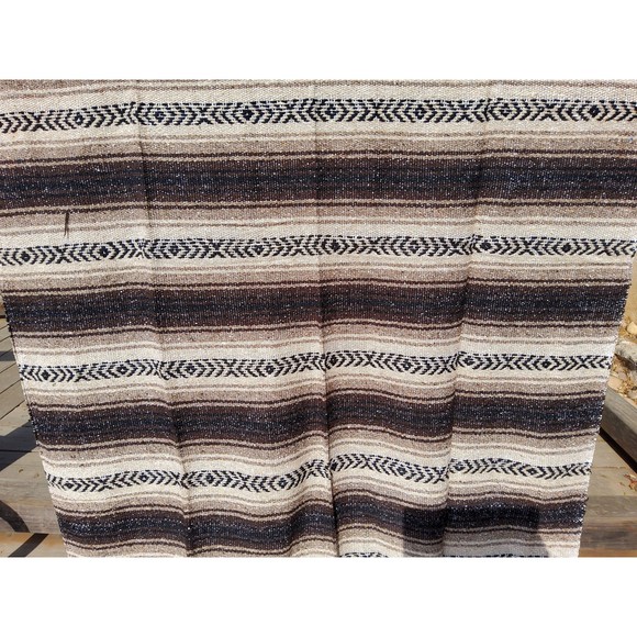 Brown colors mexican blanket warm and thick falsa blanket beach blanket - Picture 2 of 5